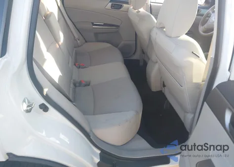 2013 Subaru Forester 2.5X z USA, uszkodzony, nr VIN JF2SHABC9DG406582